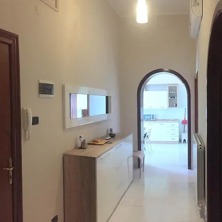 Casa Elegante Vista Mare アパート